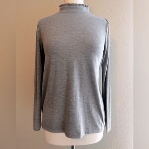 NWOT Loft super soft S turtleneck w/ ruffle detail